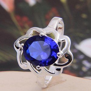 SALE ** BRAND NEW ** .925 BLUE TOPAZ RING
